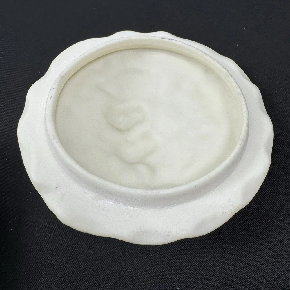 Vintage Trinket Dish White Bisque Cherubs‎ Jewelry with Ruffled Lid Angels Roses